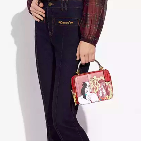 COACH | Limited Edition Cruella Box Cross Body (Brand New!) ❤️ - Picture 4 of 11